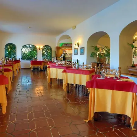 호텔 Ischia San Nicola 3*