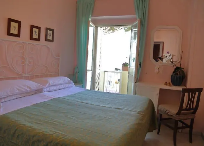 Ischia San Nicola Szálloda 3*